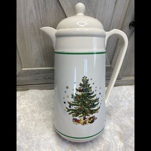 Nikko Japan Christmastime Christmas Tree Plastic Thermal Vacuum Carafe Christmas